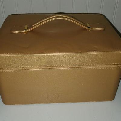 Estee Lauder Gold Box with Jewelry 