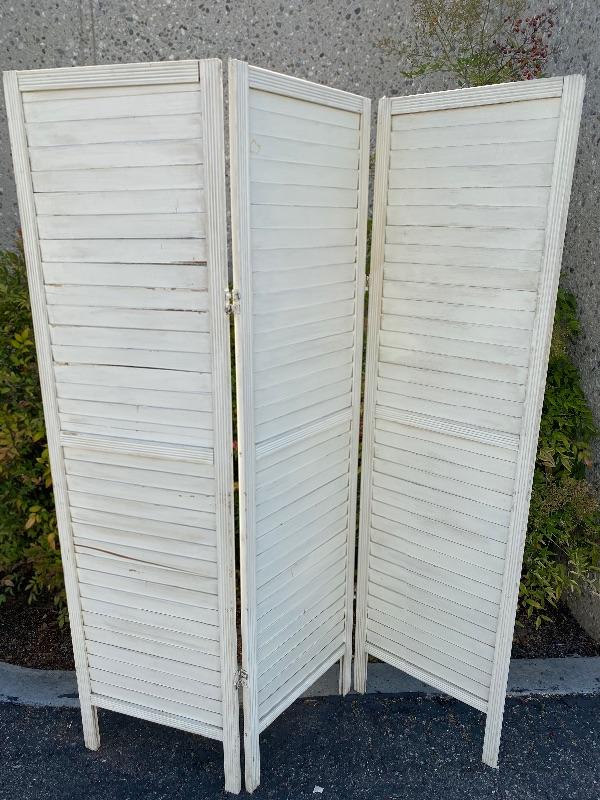 White Tri Fold Room Divider Screen