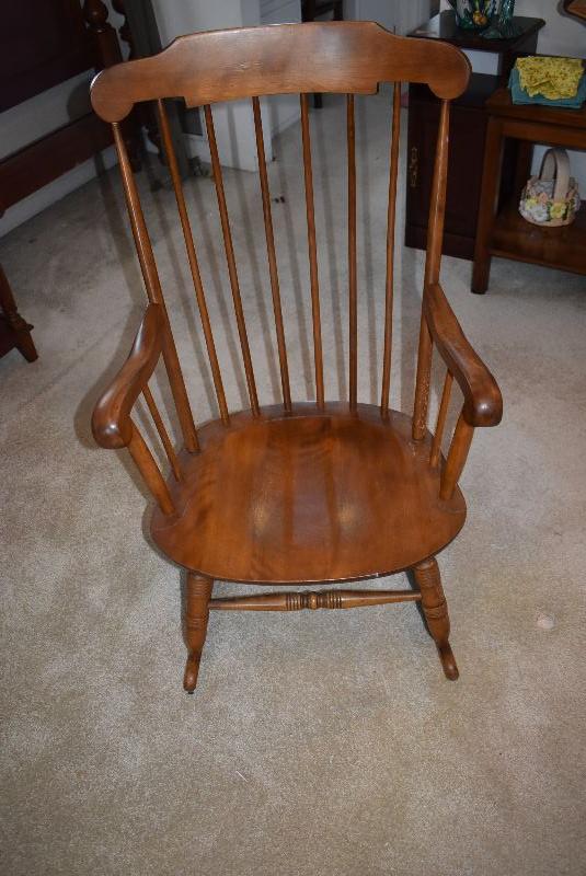 Lot 47, Ealry American Style Old Pine Rocking Chair 24 x 29 x 40 ...