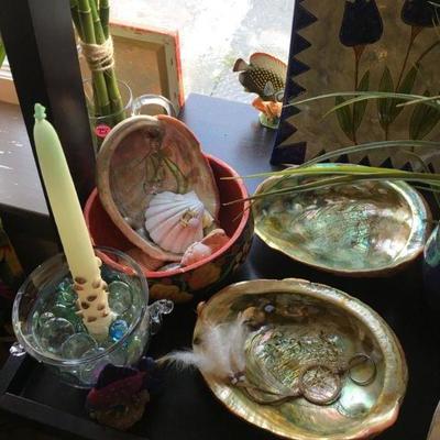 Seashells and accessories