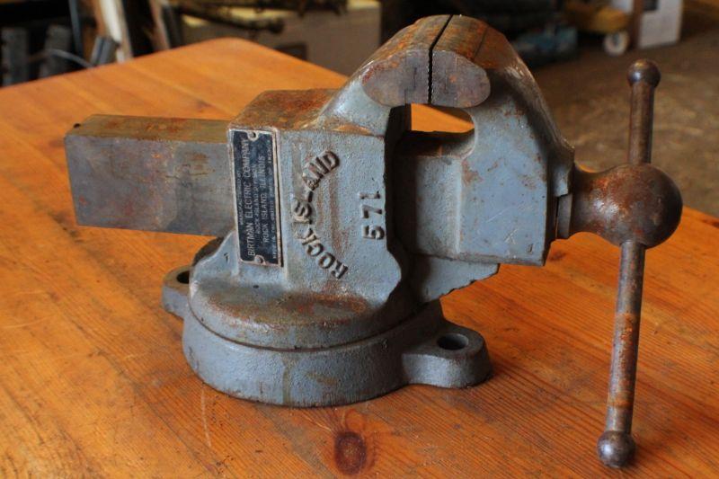 Lot 210 Vintage Large Bench Vise 571 by Rock Island™