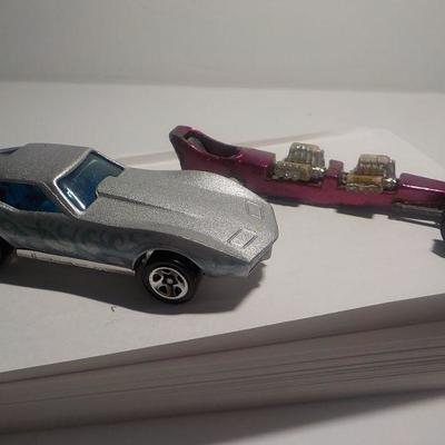 1975 Hot Wheels corvette and Johnny lighting Custom Dragster.