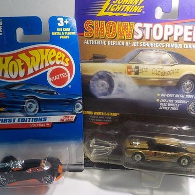 99 johnny lighting and hot wheels 2000 future car.