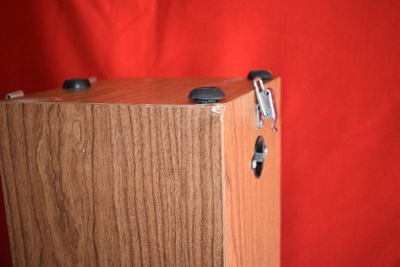 Lot 1025, Pair Yak Stack Speakers, portable speakers for square dancing