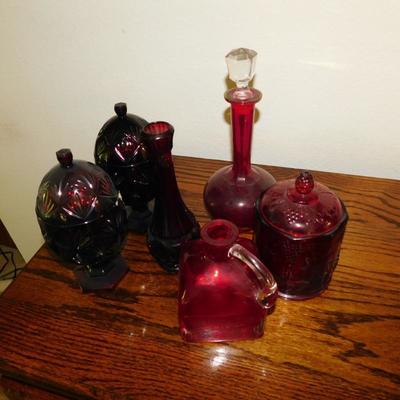 LOT 12 Red Glass grouping 6 pieces