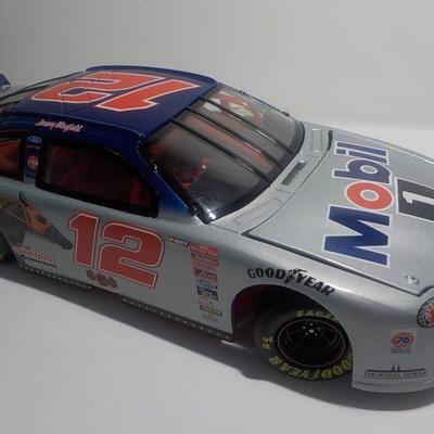 1:24 Scale Limited edition "#12 Run for the roses" Kentucky Derby.