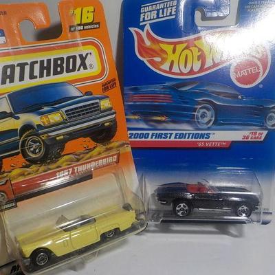 2 amazing classics 66 corvette and 57 Yellow thunderbird
