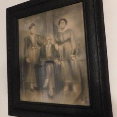 Antique Family Portrait Photo Framed 27