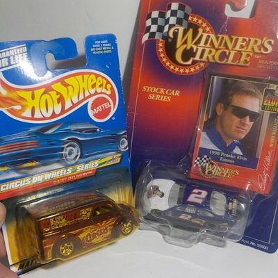 Elvis edition #2 racer and hot wheels Diary delivery circus.