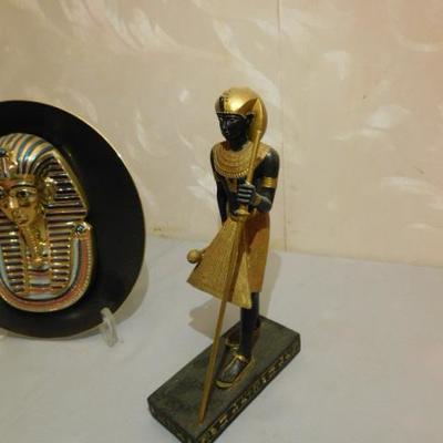 Set of Egyptian Collector Items:  Numbered Plate 'The Golden Mask of Tutankhmun'