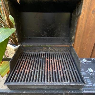 Three Burner Weber BBQ Grill with Propane Tank and Cover