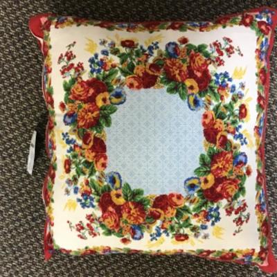 April Cornell pillow With Tag! Button Close