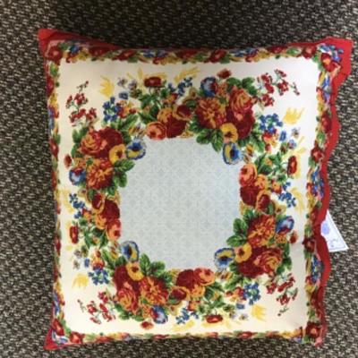 April Cornell pillow With Tag! Button Close