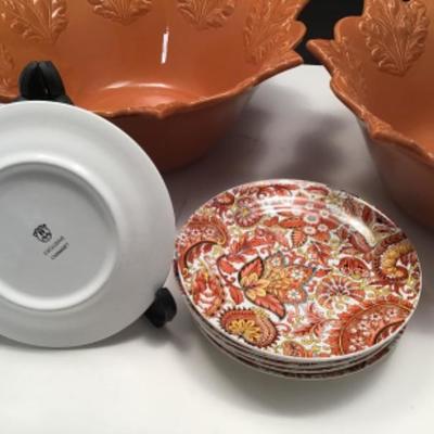 6Paisley Appetizer Plates and 2 Leaf serving bowls