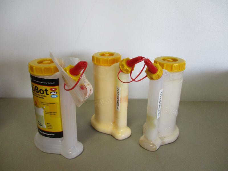 Lot 30 Glubot Wood Glue Dispenser