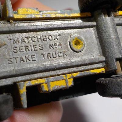 Match box stake truck No. 4 and dump  plus stake.