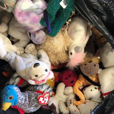 300+ Beanie Babies, Disney & Other Small Stuffed Animals