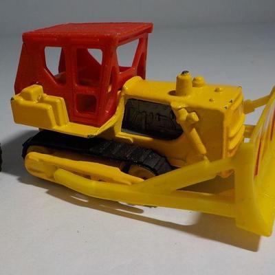 hot wheels dump truck 1979, matchbox dozer.