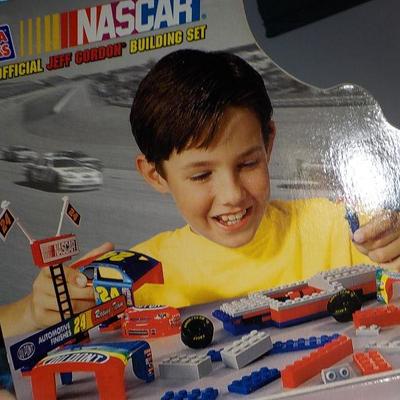 Jeff Jordan building race car set.