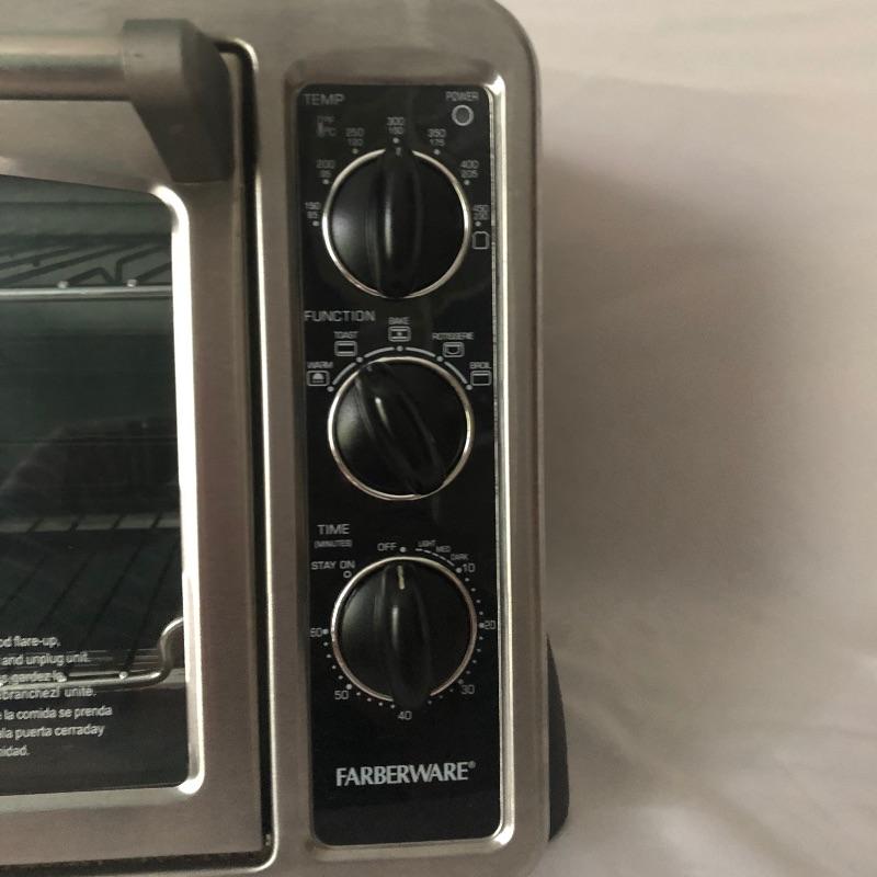 Lot 59 Farberware Toaster Oven
