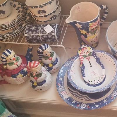 Epoch Noritake Mr Snowman Salt and Pepper Set
