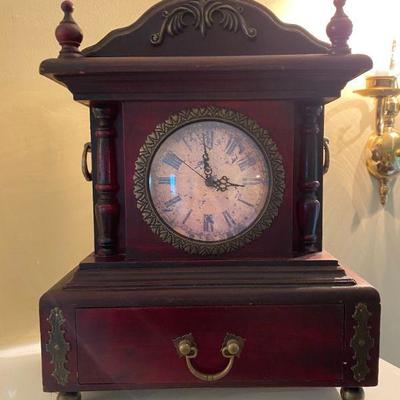 Antique Like Decorative Analog Clock