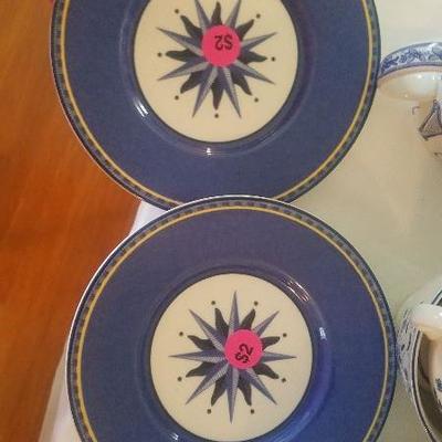 Set of 2 Victoria Beale Casual Small Plates "Williamsburg"