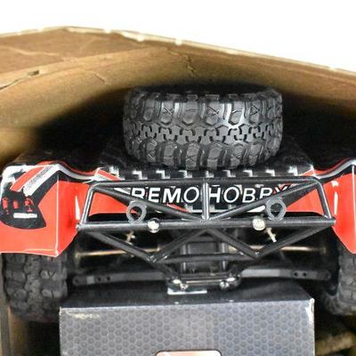 Remo Hobby 4WD Rocket R/C Car. Works. Doesn't Turn Well