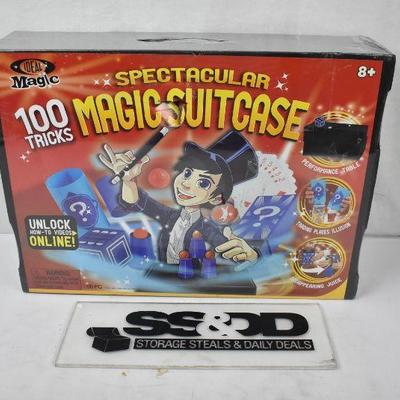 Ideal Magic Spectacular Magic Suitcase. Dent/Hole in suitcase, otherwise new