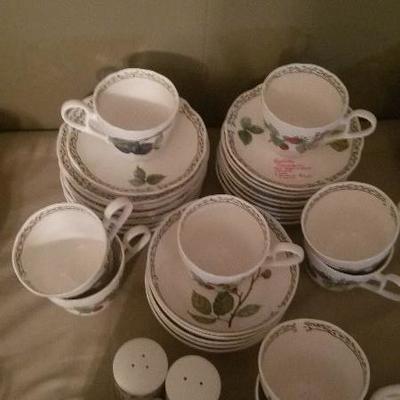 Noritake Primachina Set Royal Orchard Pattern