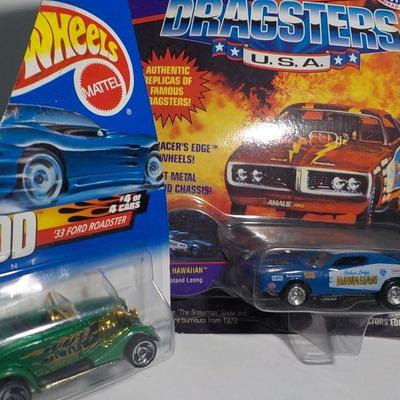 Hot wheels 33 ford roadster and Amalie Hawaiian.
