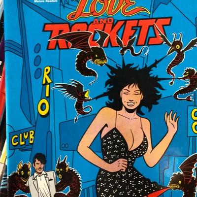 33 Issues of Love and Rockets Comic Books #`1 included. Excellent condition