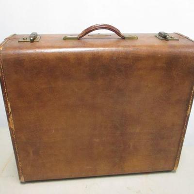 Lot 1 - Vintage Samsonite Shwayder Brown Hard Sided Suitcase