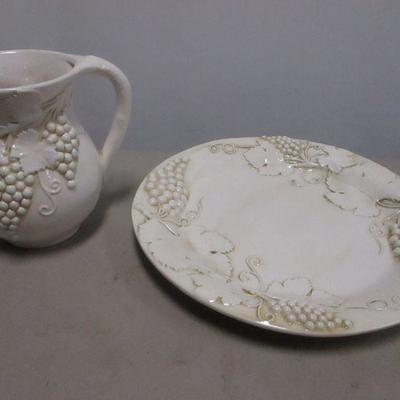 Lot 21 - Ceramic Pitcher & Plate Grape Leaves & Grapes Pattern Made In Italy