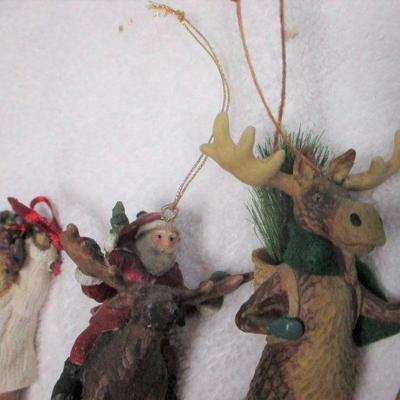 Lot 31 - Christmas Ornaments