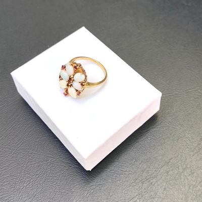 Vintage 14k Yellow Gold Opal and Garnet Ring
