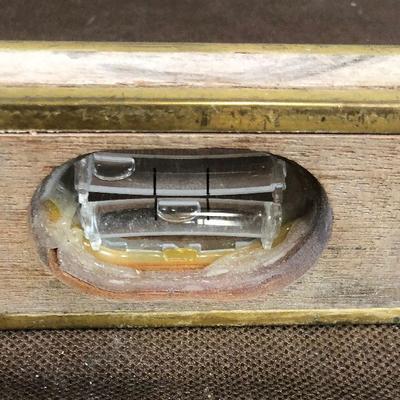 4 foot carpenter's level
