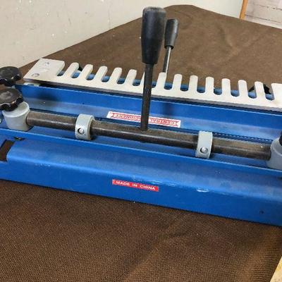 Lot #57 Central Machinery Dove Tail Jig 