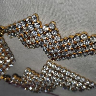 quartz CLIP ON EARRINGS 