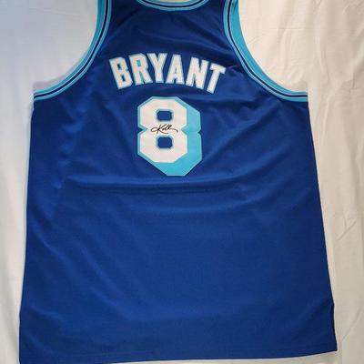 NBA Lakers Throwback Blue Kobe Bryant #8 Jersey Hardwood Classic Mitchell &  Ness | EstateSales.org