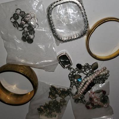 Bracelet Lot