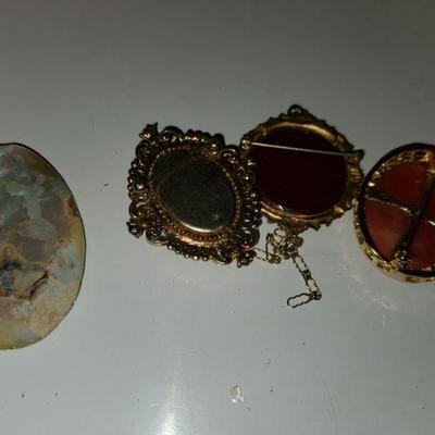 Antique Brooch Lot