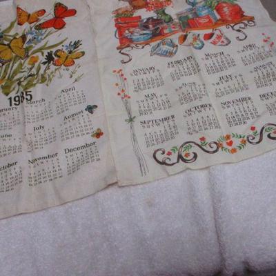 Lot 54 - 1980's Calendar Kitchen Towels