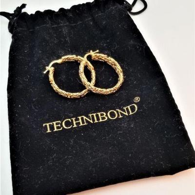 Lot #18  Nice pair of Technibond Gold Clad Earrings