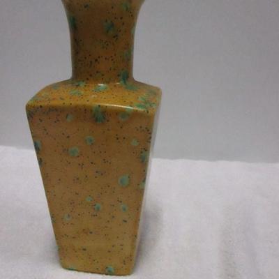 Lot 103 - Artist Signed Vase