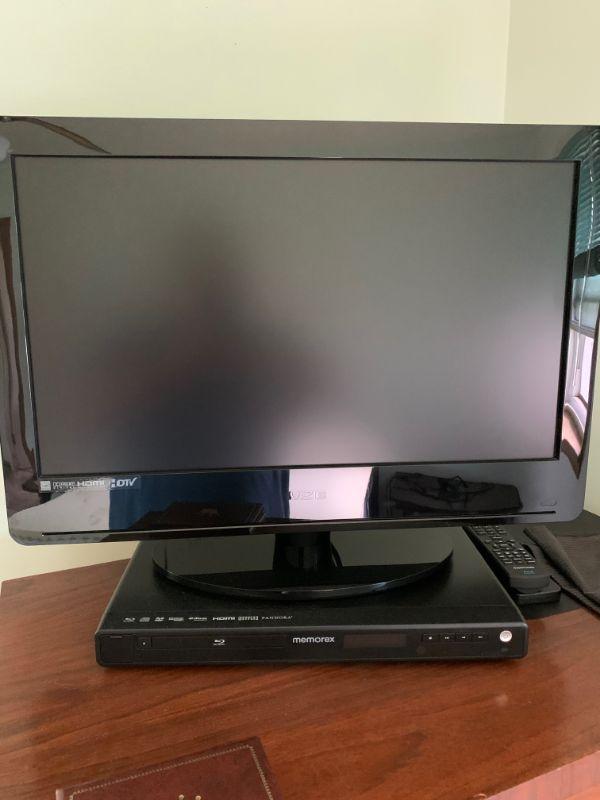 Vizio TV Memorex DVD combo