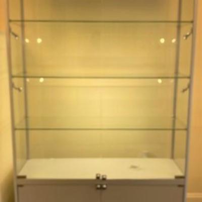 LOT#11: Large Lighted Display Case #2 No Products Included