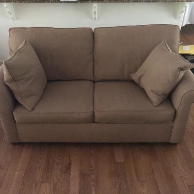 Lot 24 - Havertyâ€™s Sleeper Sofa