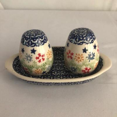 Lot 25 - Italian Style Dishware and More