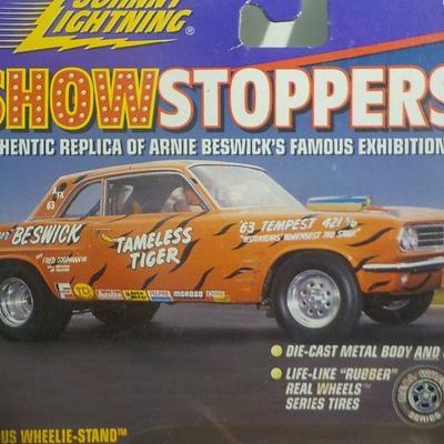 WWF Gold berg car and Tiger.